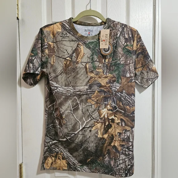 Realtree Camouflage T-Shirt - Picture 1 of 3